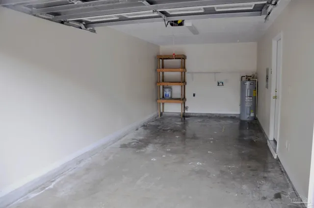 $1,650 | 5871 Locust Street, Milton, FL 32570