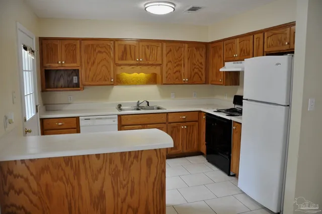 $1,650 | 5871 Locust Street, Milton, FL 32570