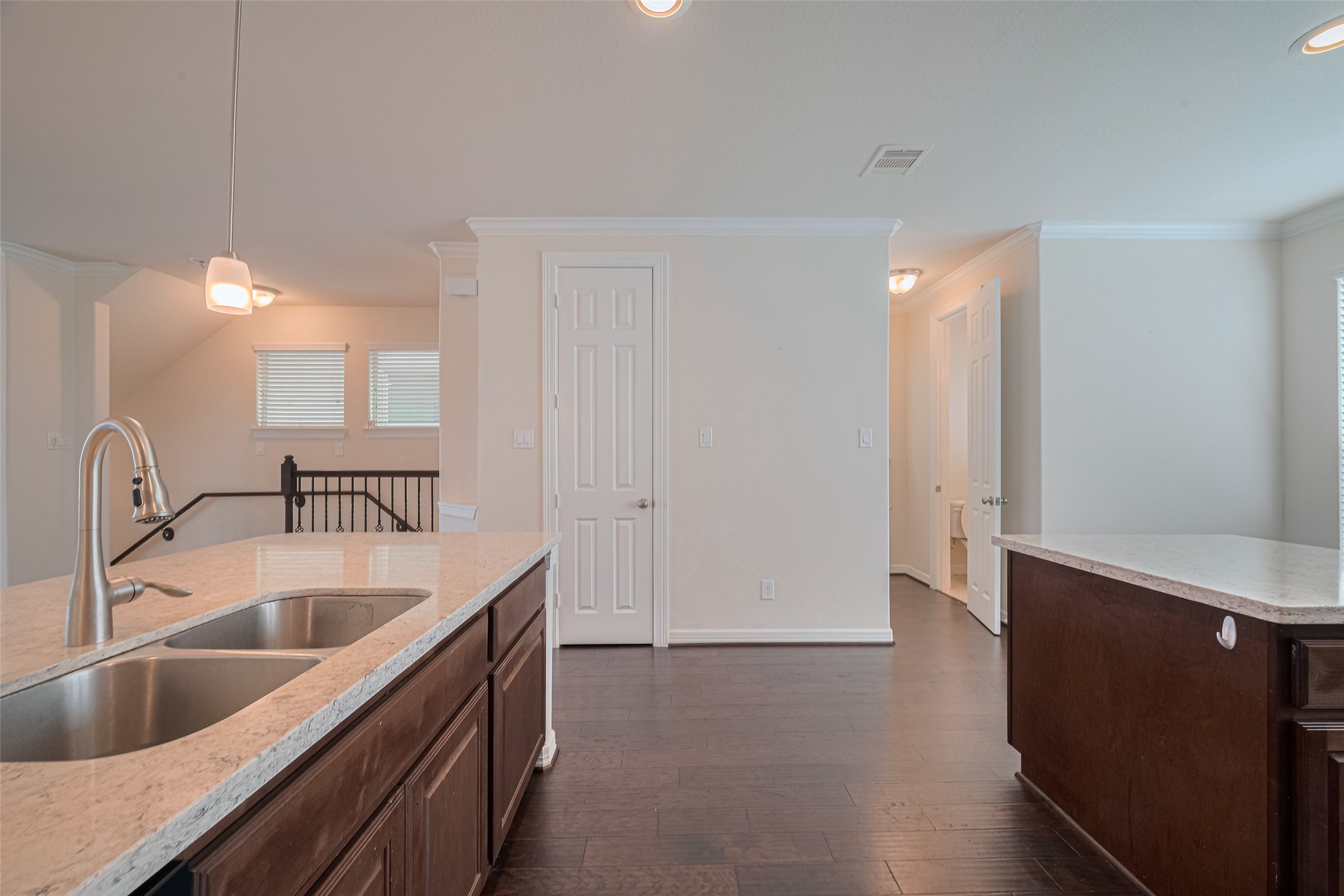 10004 Spring Shadows Park Circle Houston, TX 77080 - Photo 23 of 50 a kitchen with a sink and cabinets