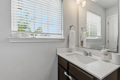 $250,000 | 162 Friendship Oak Drive, San Marcos, TX 78666