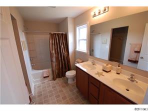 2619 Bramble Ridge Court Charlotte, NC 28215 - Photo 7 of 10 Gallery Image 7