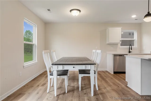 $279,900 | 5703 Harmony Wds Drive, Memphis, IN 47143