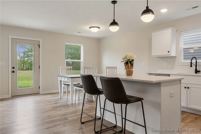 $279,900 | 5703 Harmony Wds Drive, Memphis, IN 47143