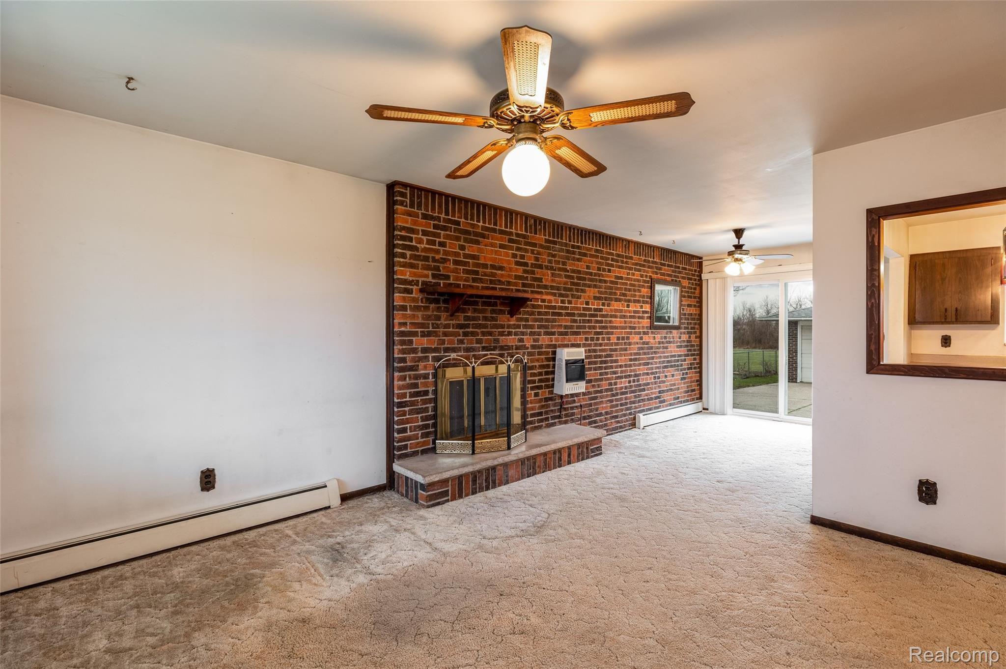 18321 Racho Road Riverview, MI 48193 - Photo 12 of 34 12.Living