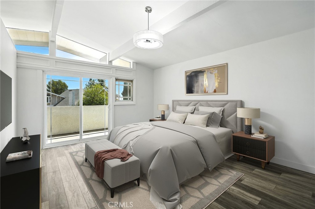 4141 Coldstream Terrace Tarzana, CA 91356 - Photo 19 of 41 a bedroom with a bed and a window