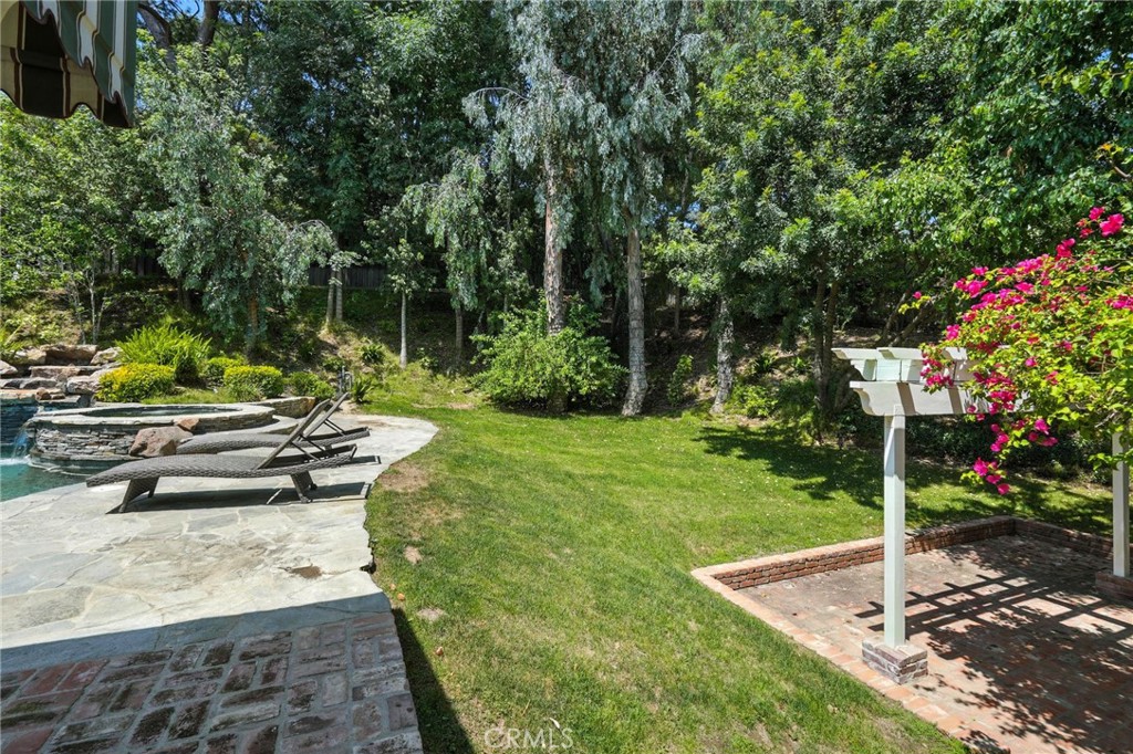 4141 Coldstream Terrace Tarzana, CA 91356 - Photo 37 of 41 a view of a park with large trees