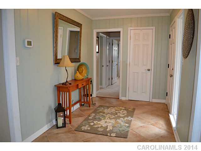 441 Bubbling Well Road, Unit 17 Matthews, NC 28105 - Photo 2 of 16 Gallery Image 2