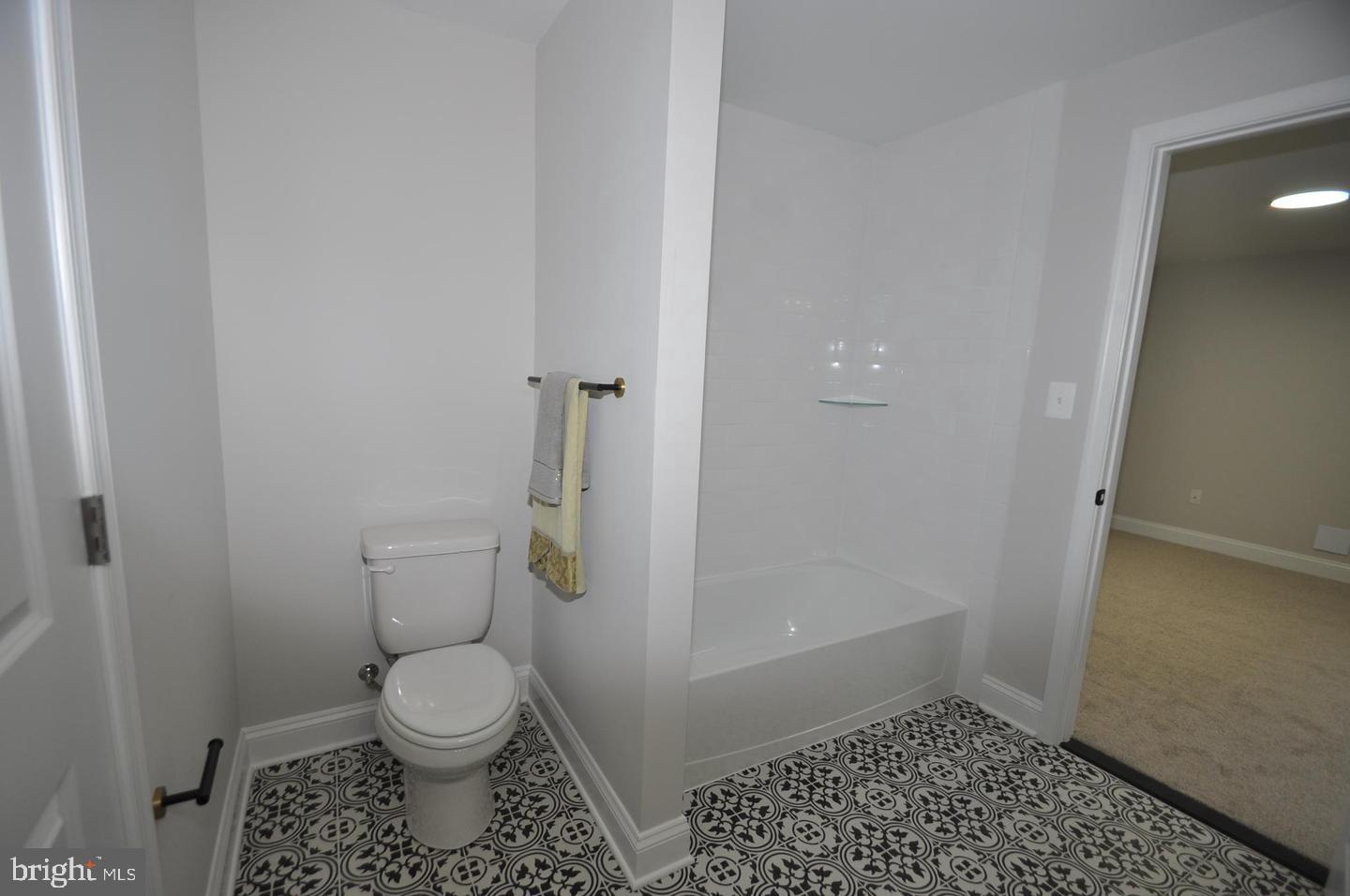 9507 Garwood Street Silver Spring, MD 20901 - Photo 20 of 25 BASEMENT BATH HAS CLOSET