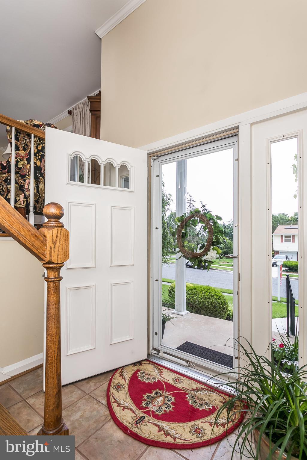 214 Locknell Road Lutherville-Timonium, MD 21093 - Photo 2 of 30 Beautiful foyer
