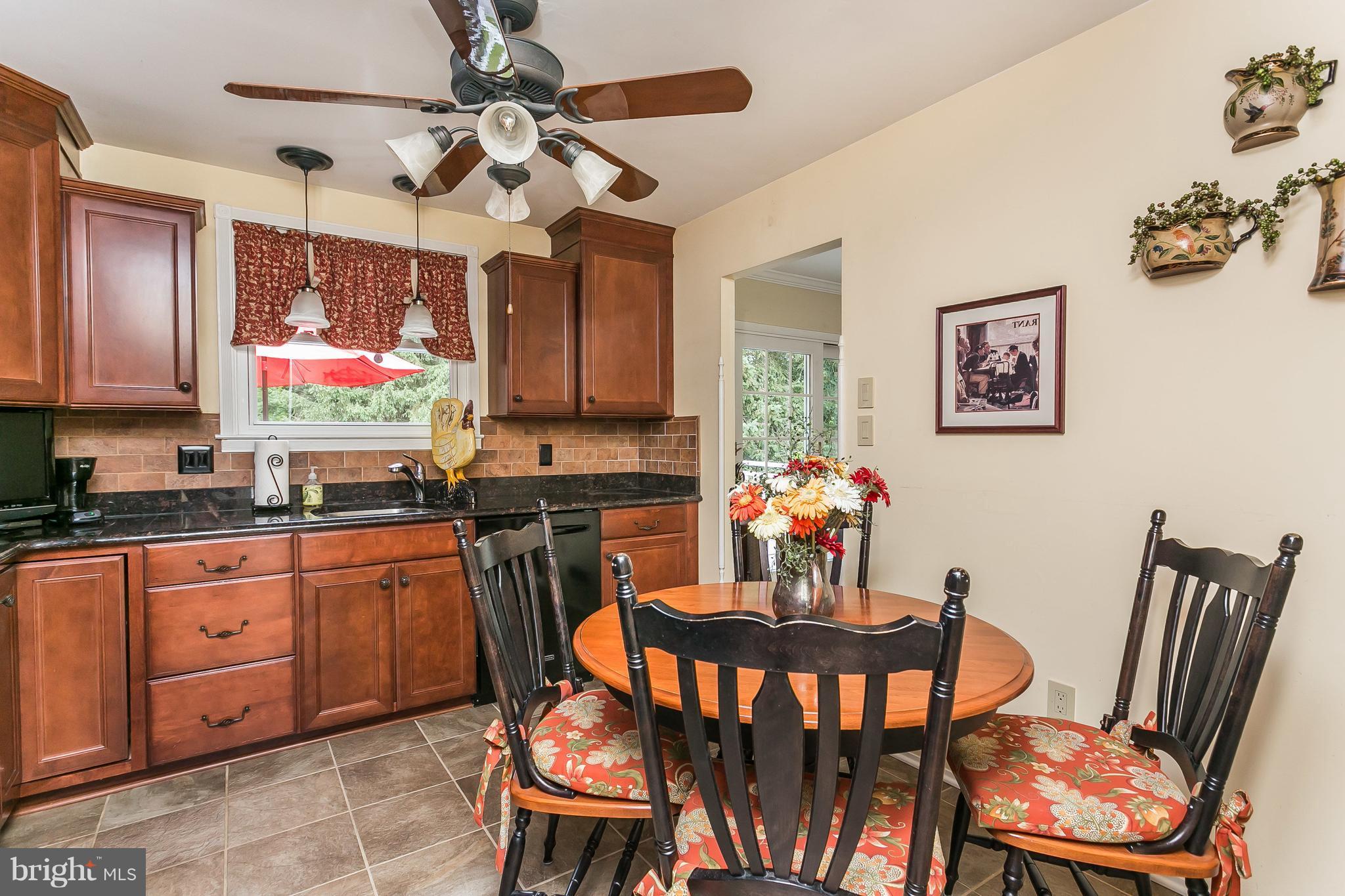 214 Locknell Road Lutherville-Timonium, MD 21093 - Photo 8 of 30 Kitchen w/42" cabs, granite and ceramic tille