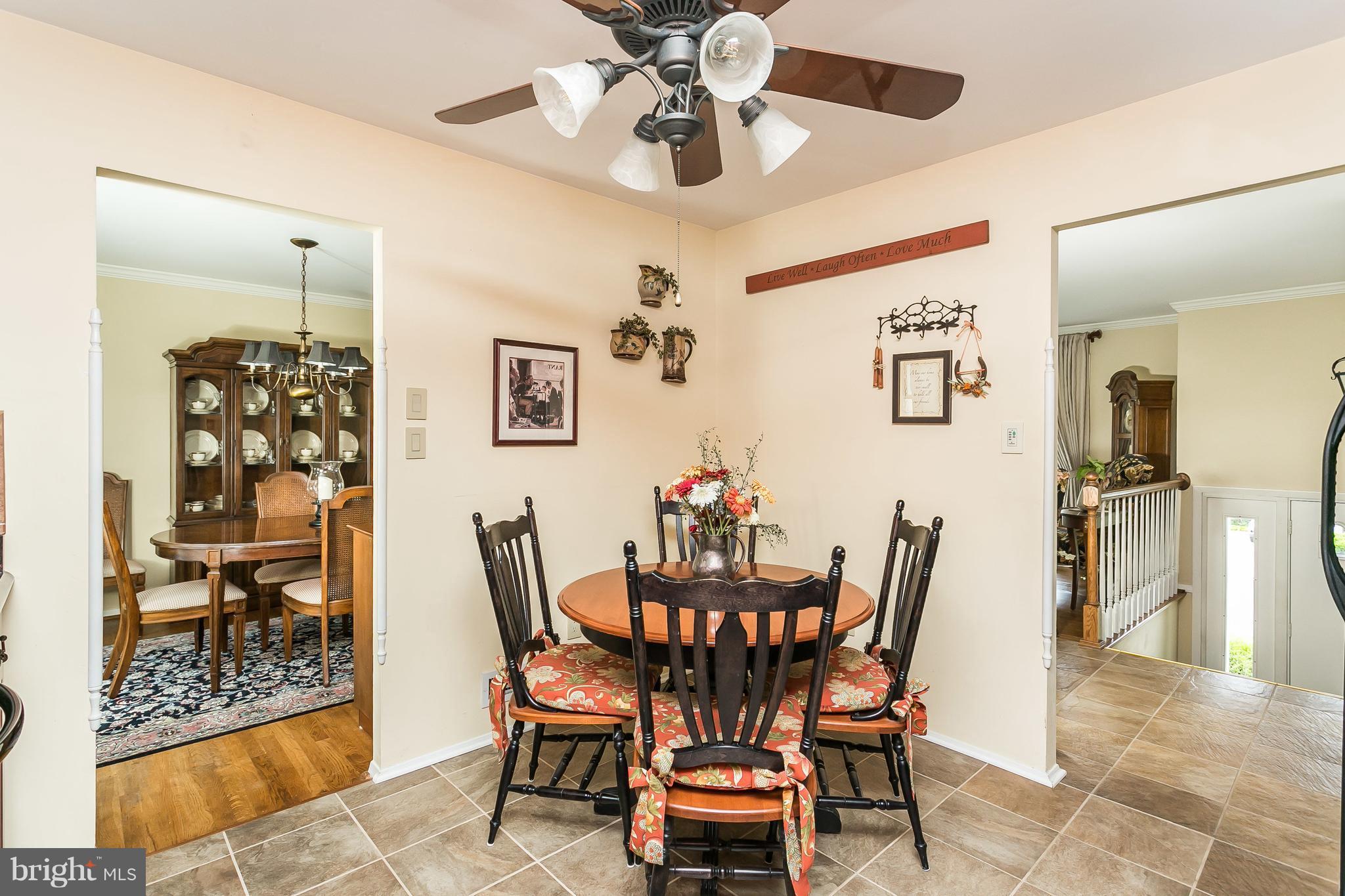 214 Locknell Road Lutherville-Timonium, MD 21093 - Photo 9 of 30 Kitchen with eating area
