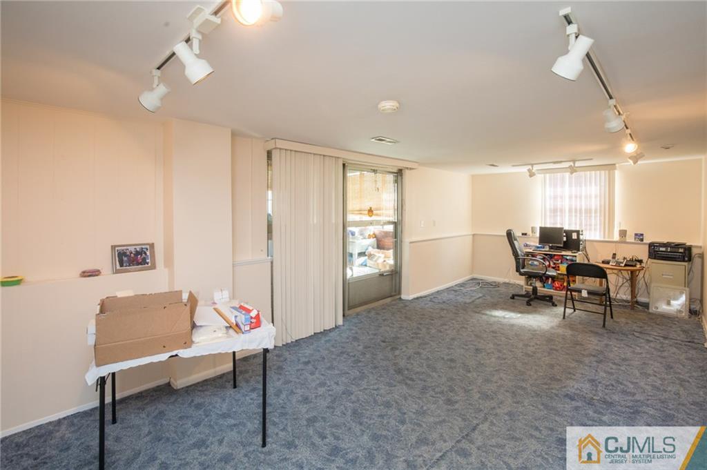 7 Fairhill Road Edison, NJ 08817 - Photo 14 of 24 Gallery Image 14