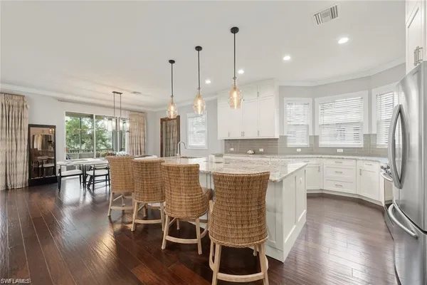 $3,200 | 646 Vintage Reserve Circle, Unit 4D, Naples, FL 34119