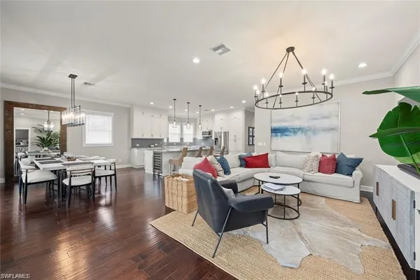 $3,200 | 646 Vintage Reserve Circle, Unit 4D, Naples, FL 34119