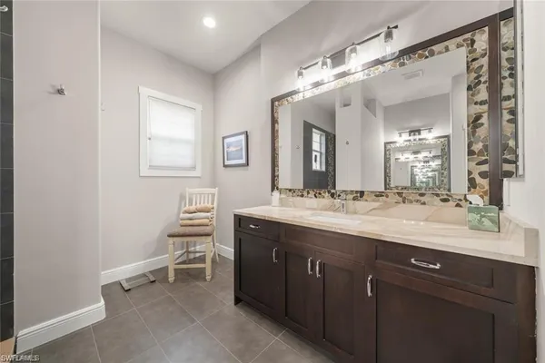 $3,200 | 646 Vintage Reserve Circle, Unit 4D, Naples, FL 34119