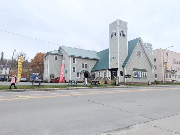 $799,950 | 537 Railroad Street, St. Johnsbury, VT 05819