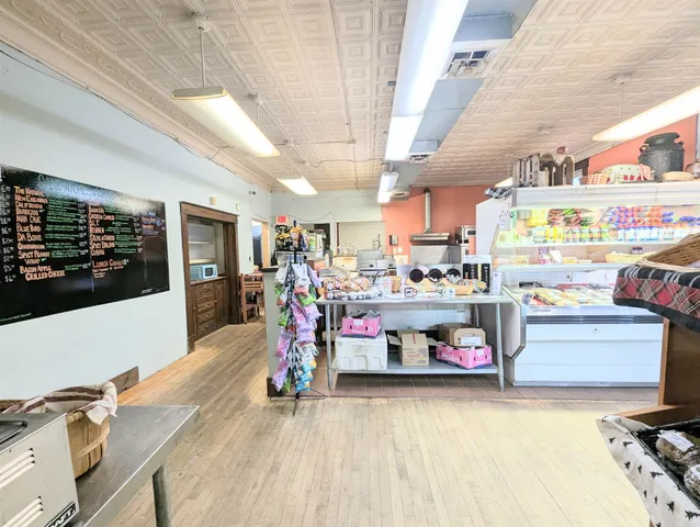 $799,950 | 537 Railroad Street, St. Johnsbury, VT 05819