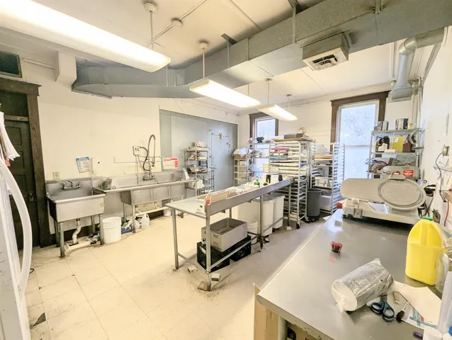 $799,950 | 537 Railroad Street, St. Johnsbury, VT 05819