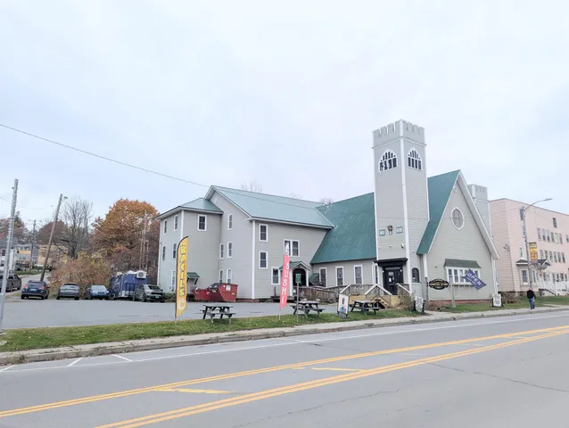 $799,950 | 537 Railroad Street, St. Johnsbury, VT 05819