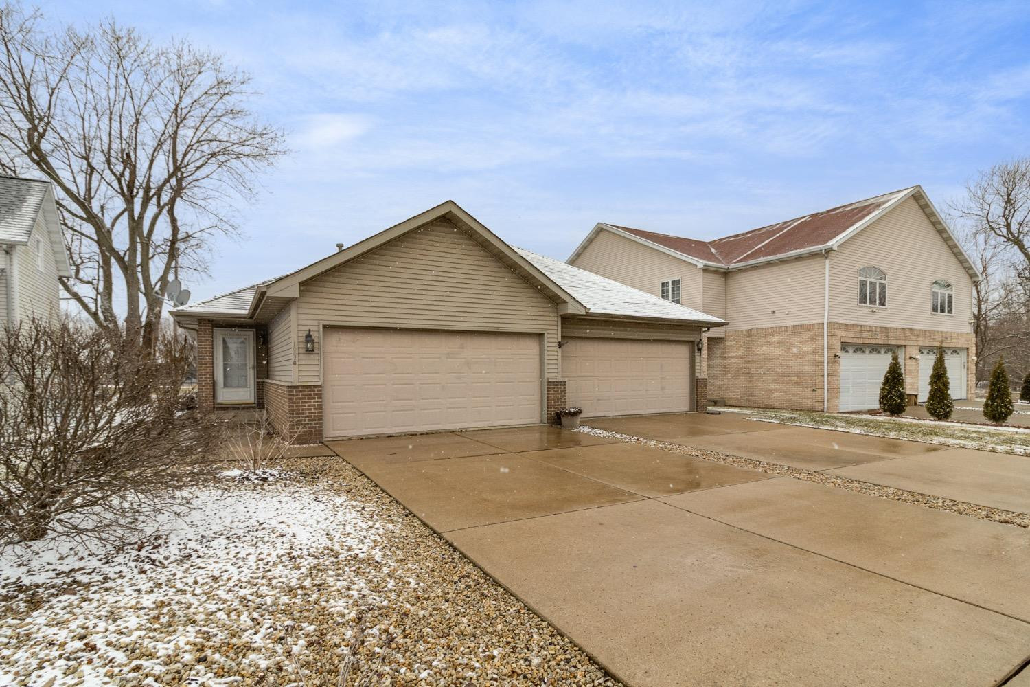 10076 Adams Street Crown Point, IN 46307 - Photo 1 of 18 1500x1000