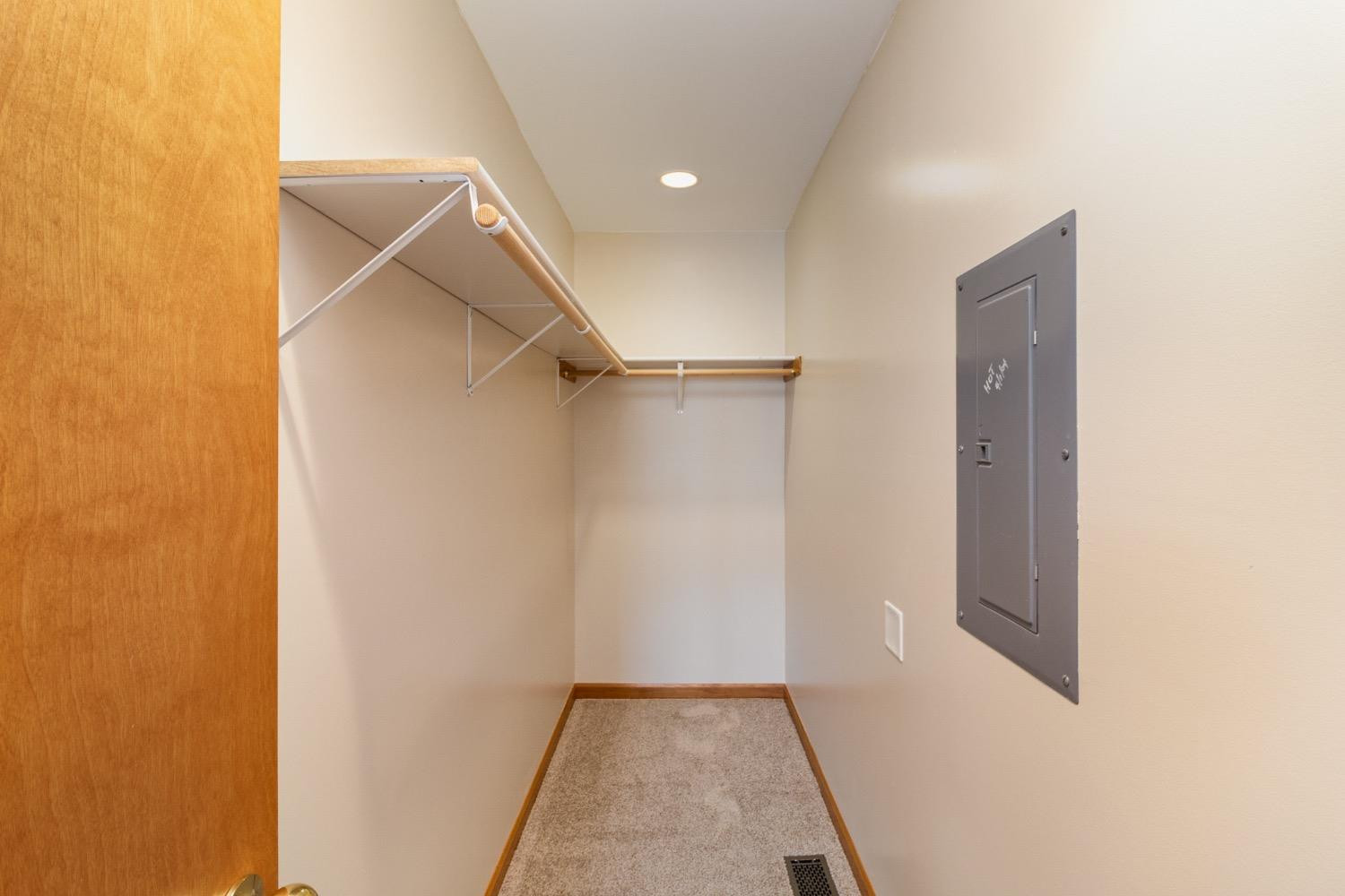 10076 Adams Street Crown Point, IN 46307 - Photo 11 of 18 1500x1000
