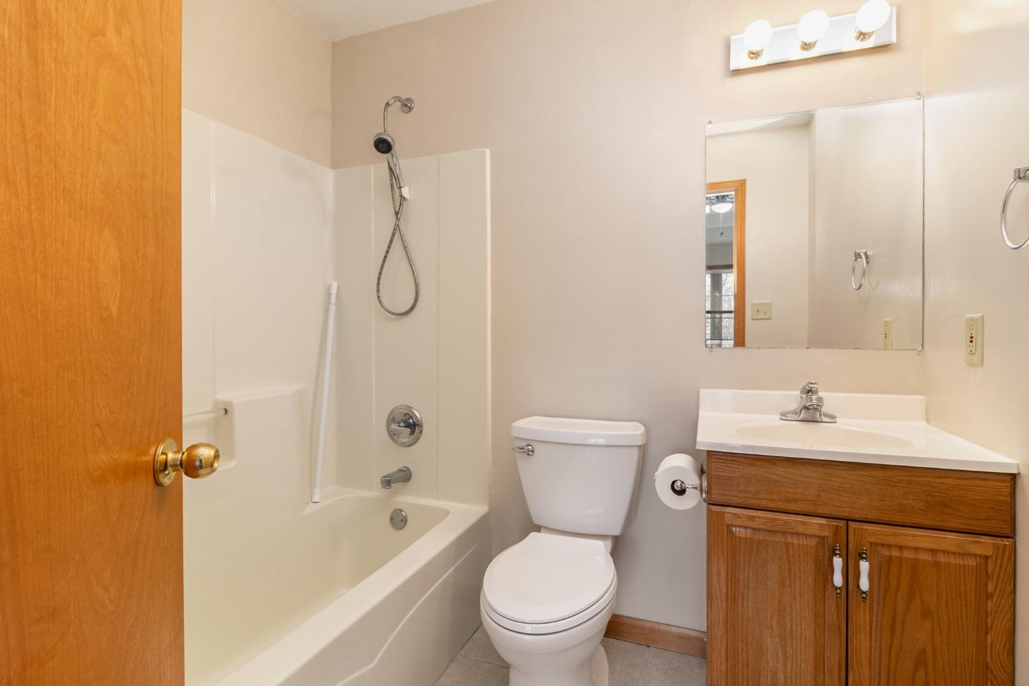 10076 Adams Street Crown Point, IN 46307 - Photo 12 of 18 1500x1000
