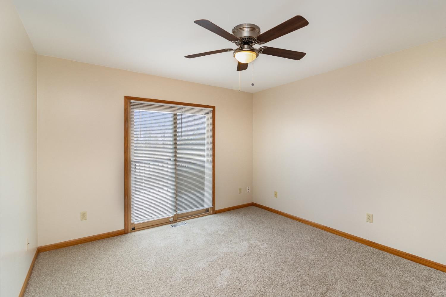 10076 Adams Street Crown Point, IN 46307 - Photo 7 of 18 1500x998