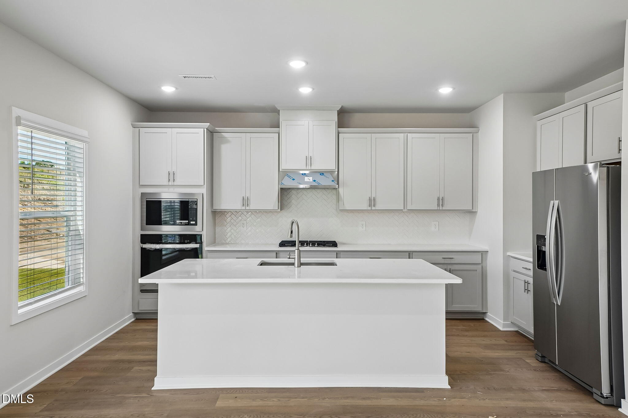2 - Kitchen