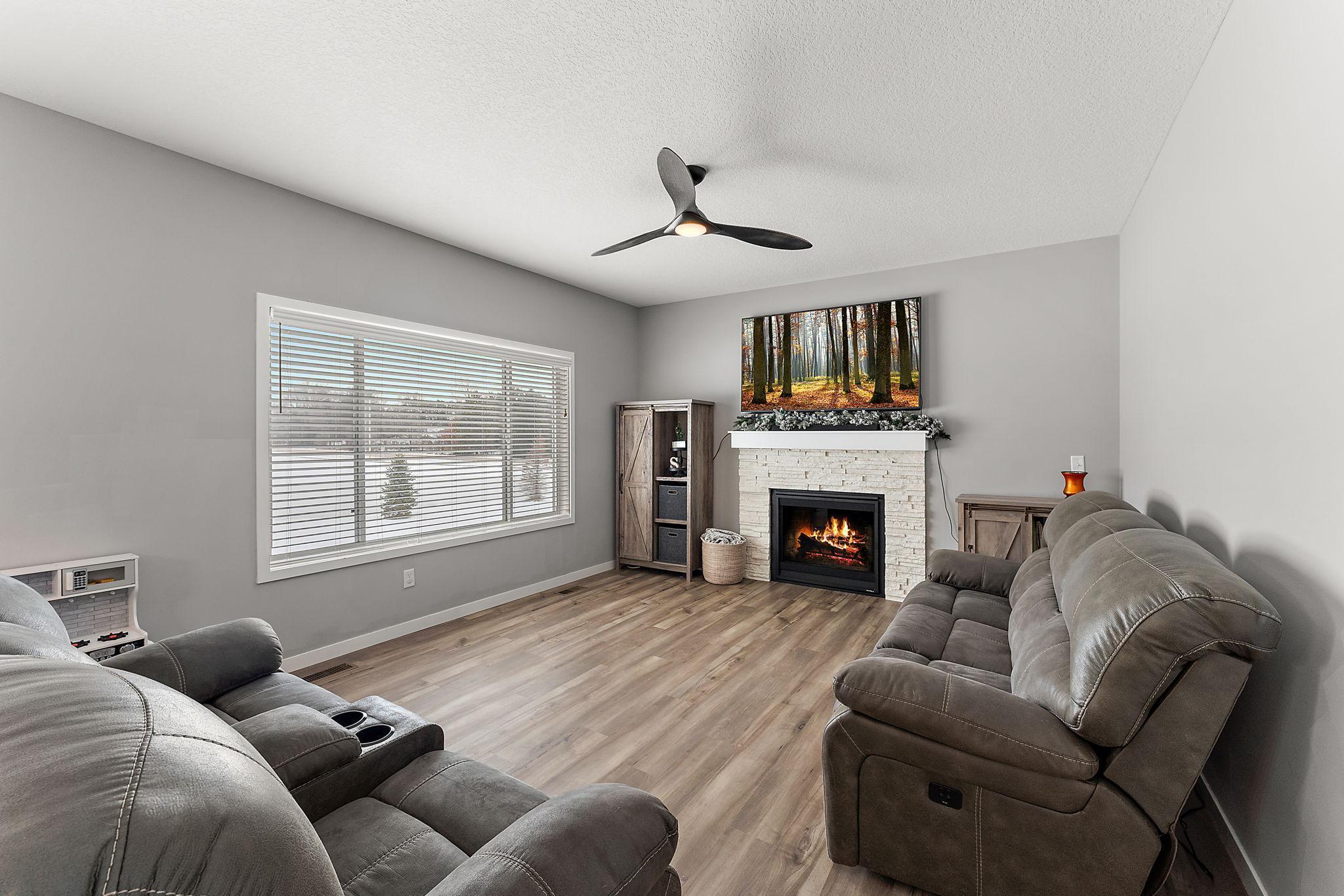 20044 Killdeer Street Northwest Oak Grove, MN 55011 - Photo 15 of 58