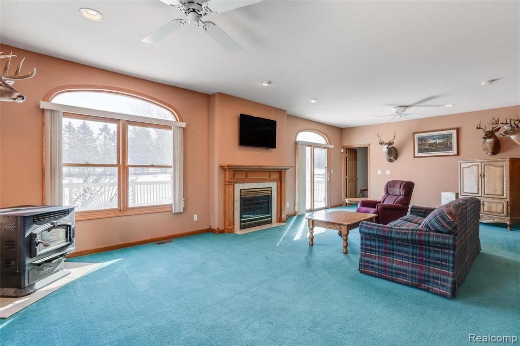 2085 South Hadley Road Ortonville, MI 48462 - Photo 12 of 35