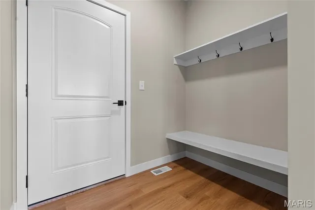 $430,700 | 926 Seneca Drive, Waterloo, IL 62298