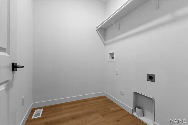 $430,700 | 926 Seneca Drive, Waterloo, IL 62298