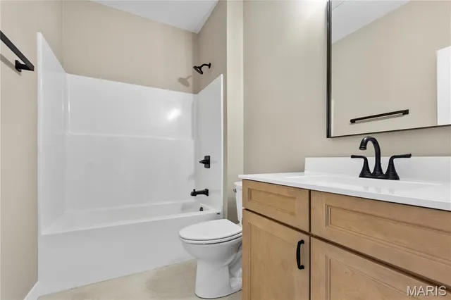 $430,700 | 926 Seneca Drive, Waterloo, IL 62298