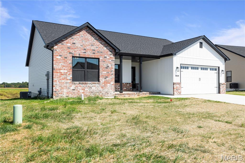 926 Seneca Drive Waterloo, IL 62298 - Photo 3 of 35