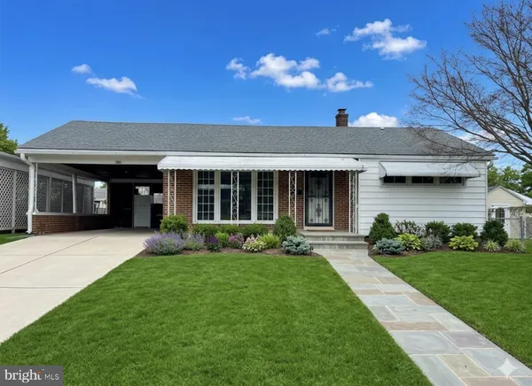 $329,900 | 2112 North Lee Lane, Aston, PA 19014