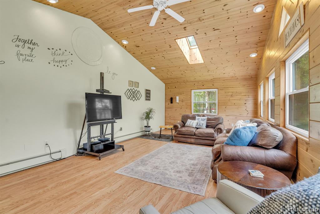 7489 Aspen Road Lexington, MI 48450 - Photo 15 of 62