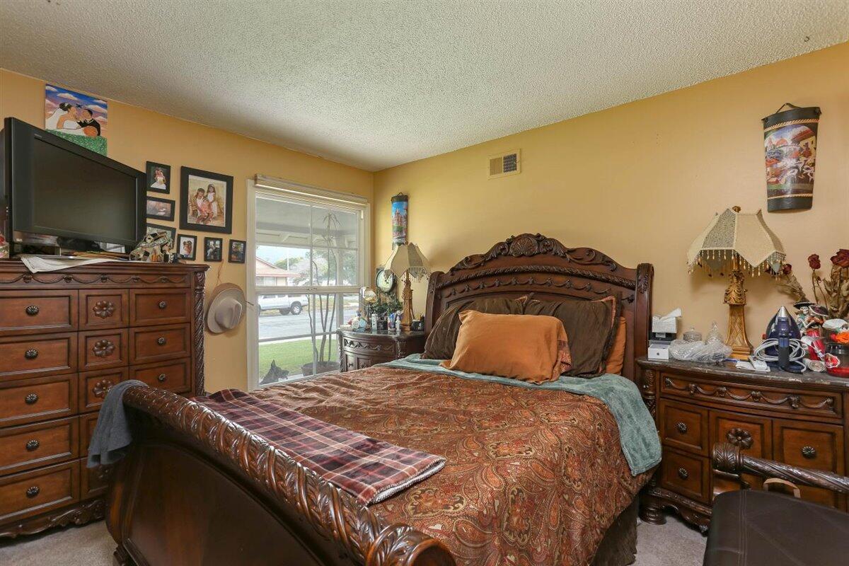 5815 Berkeley Road Goleta, CA 93117 - Photo 13 of 26 20-BerkeleyRd-RobRijnenPhotography (20 o