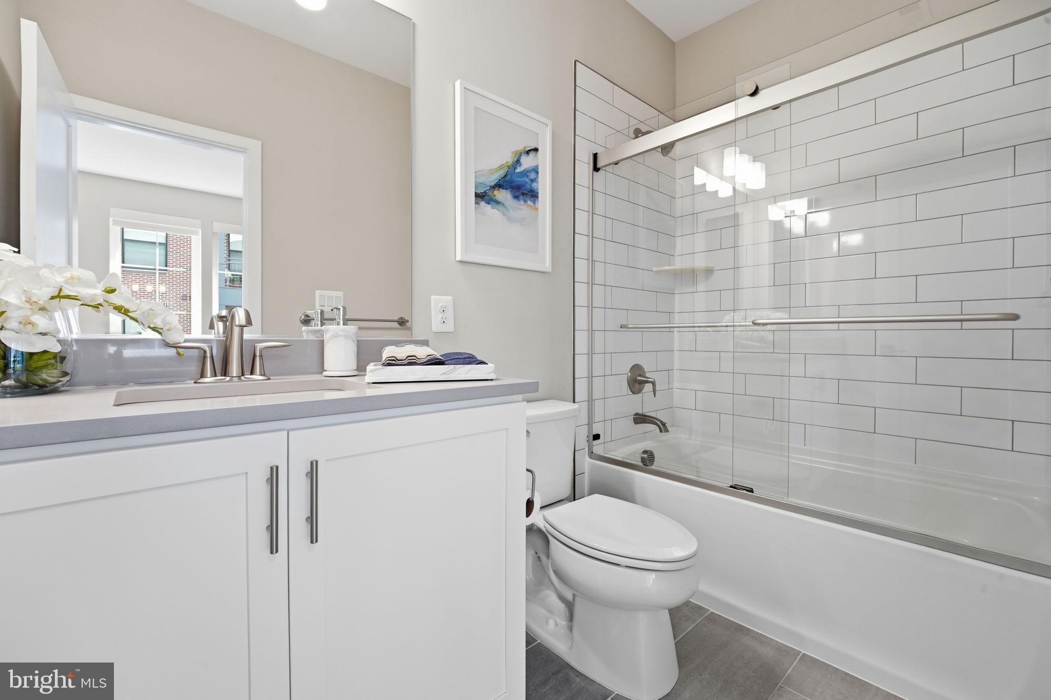 1874 Easterly Road Reston, VA 20190 - Photo 42 of 89 Bedroom 3 full bathroom