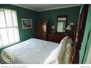1318 Brook Lane, Unit 276 Rochester, MI 48306 - Photo 5 of 14 brook5.jpg
