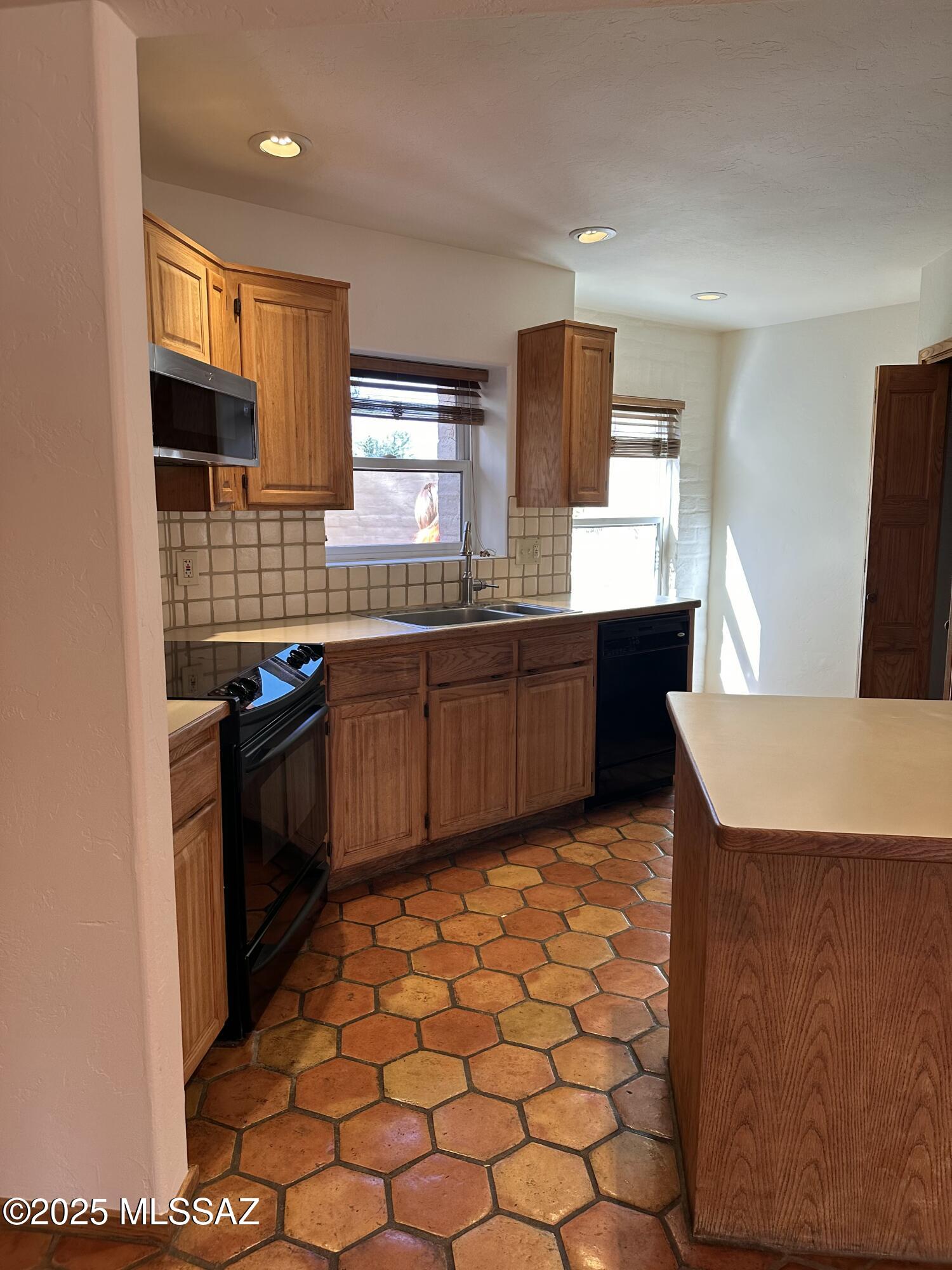 2853 East Sierra Vista Road Tucson, AZ 85716 - Photo 19 of 44