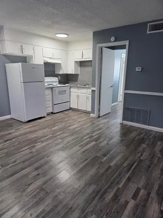 $575 | 403 North 12th Street, Killeen, TX 76541