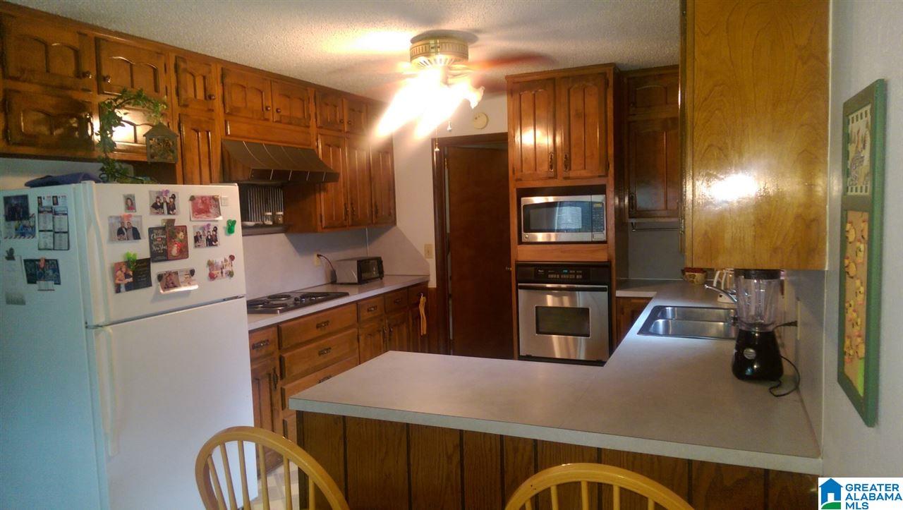 5286 Shady Crest Road Adamsville, AL 35005 - Photo 10 of 32