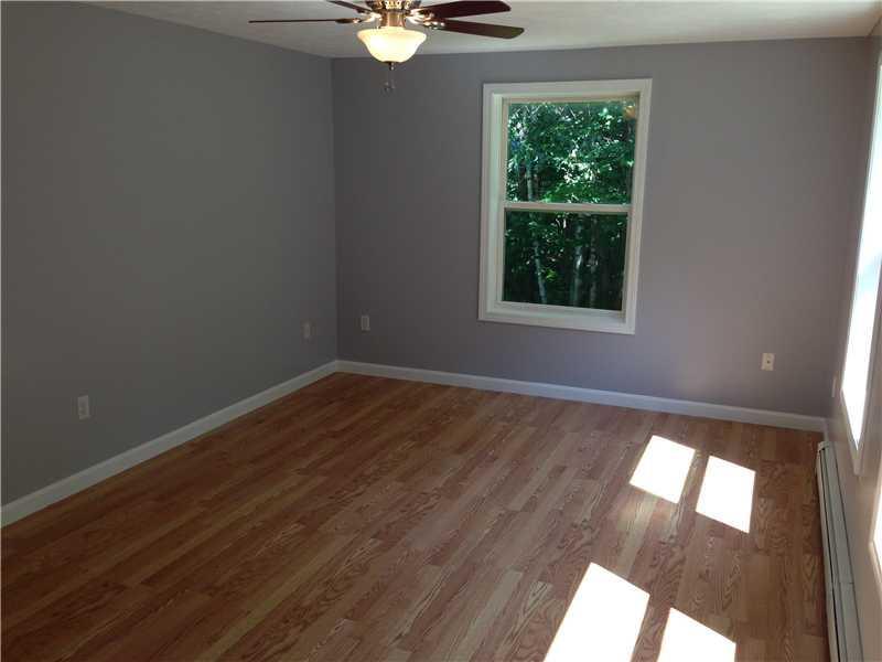 6 South Ridge Drive Standish, ME 04084 - Photo 11 of 29 Living Room.