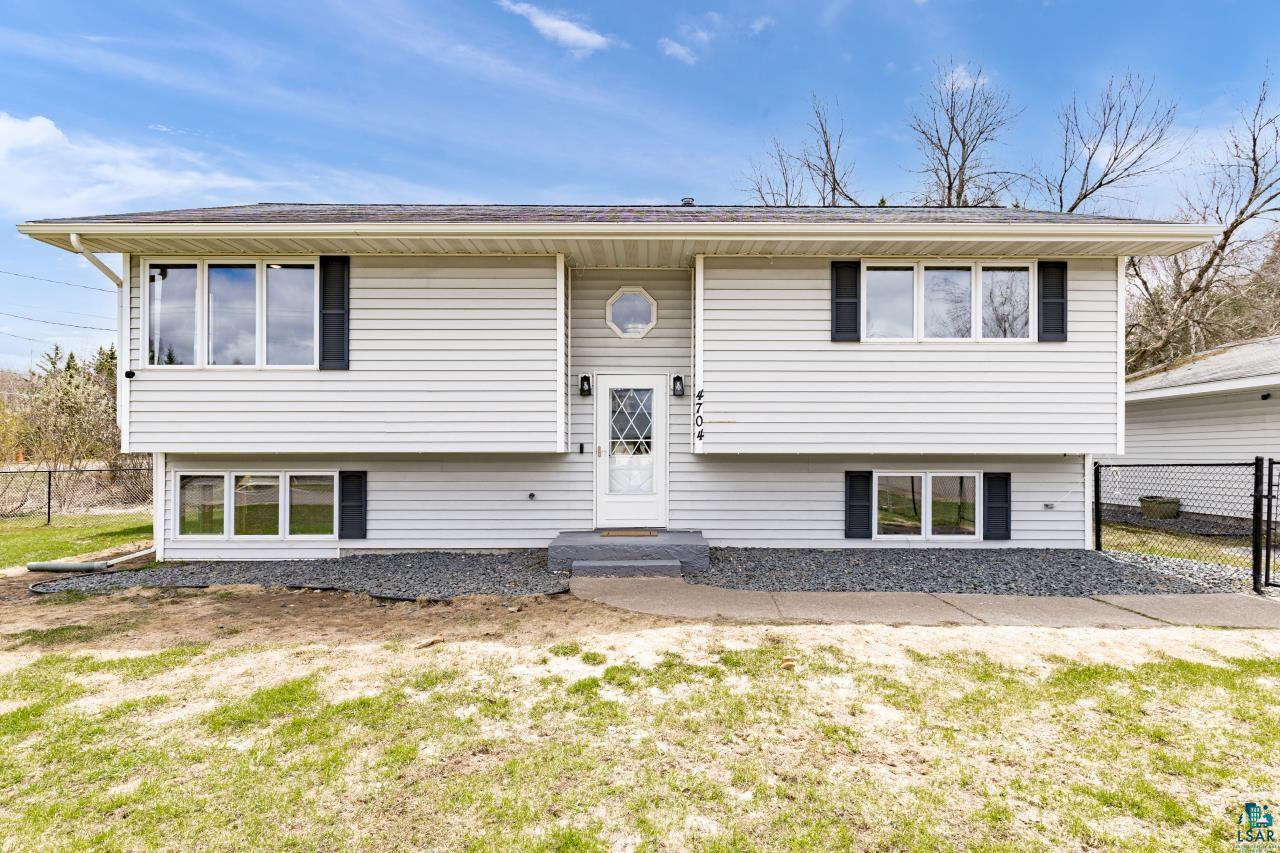 4704 Portland Road Hermantown, MN 55811 - Photo 5 of 45