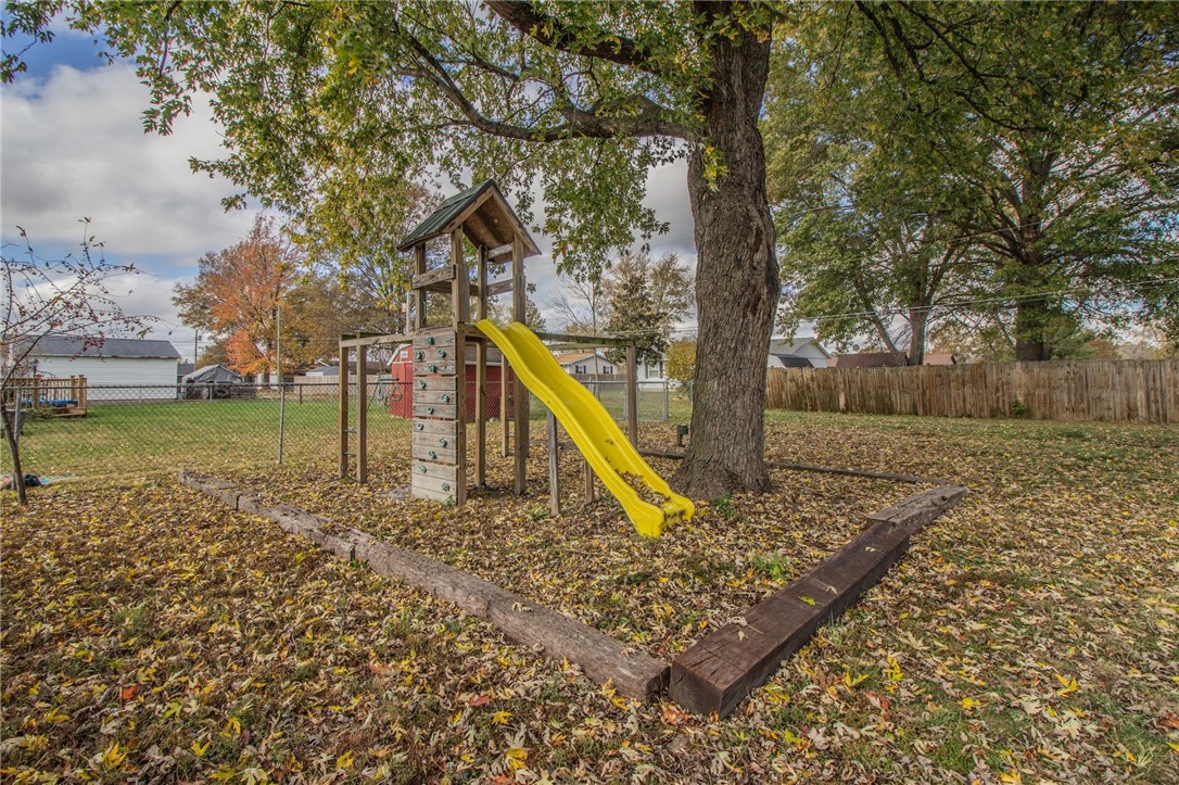 707 Prairie Street Altamont, IL 62411 - Photo 13 of 15