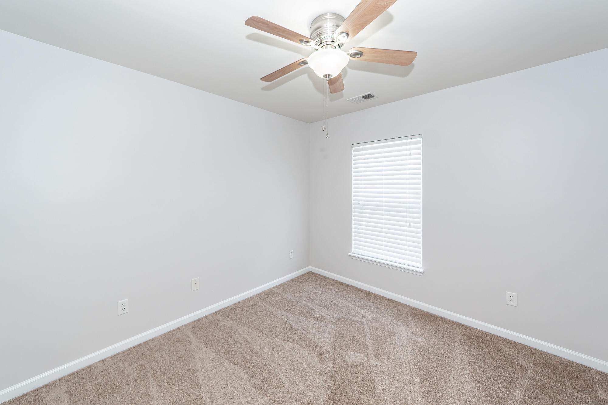 140 Decatur Drive Summerville, SC 29486 - Photo 33 of 58 Bedroom #3