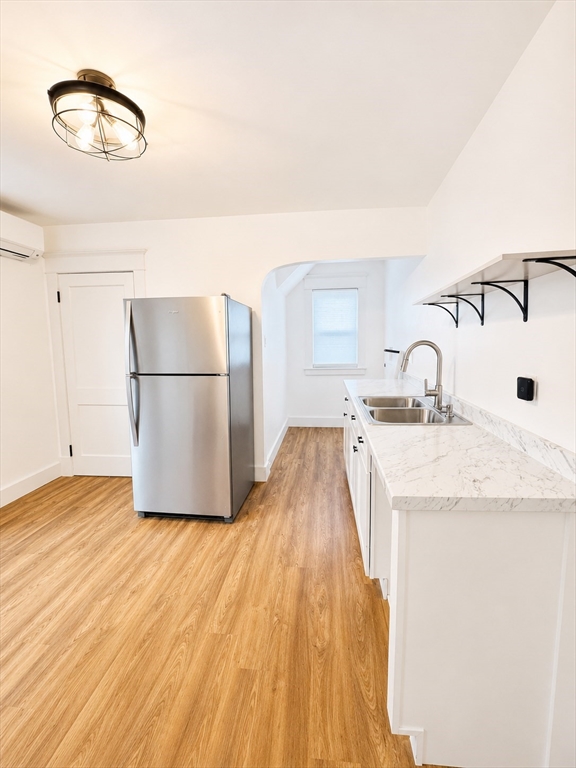 1085 Sumner Avenue, Unit 2 Springfield, MA 01118 - Photo 4 of 10 Gallery Image 4