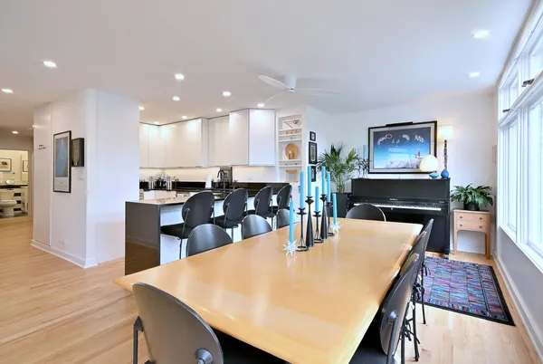 $315,000 | 222 North Marion Street, Unit 2I, Oak Park, IL 60302