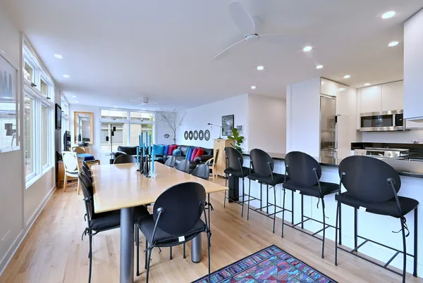 $315,000 | 222 North Marion Street, Unit 2I, Oak Park, IL 60302