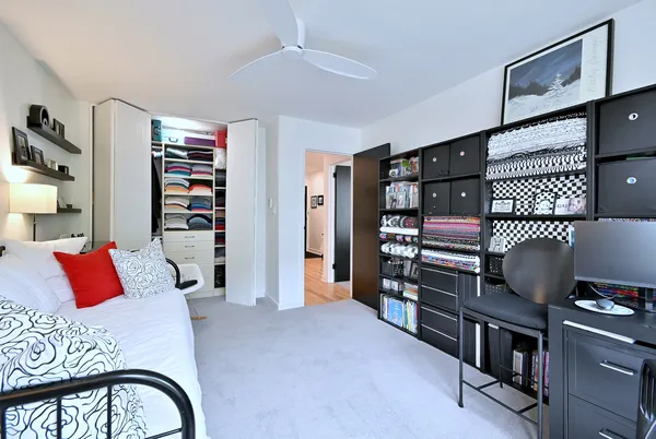 $315,000 | 222 North Marion Street, Unit 2I, Oak Park, IL 60302